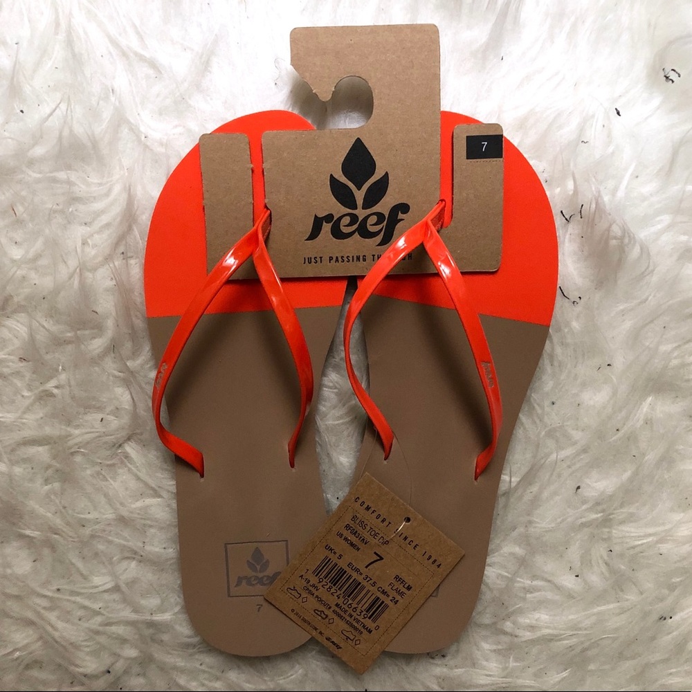 NWT Reef Flip Flops